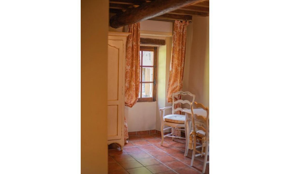 Photo of Outdoor in Jouques