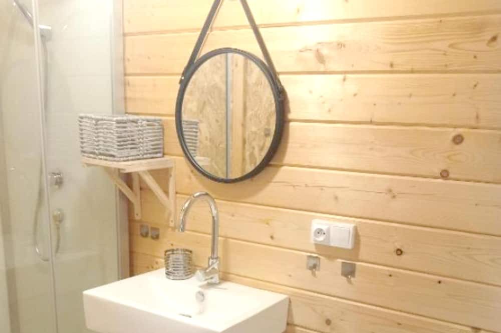 Photo of Bathroom in Cornillon-Confoux