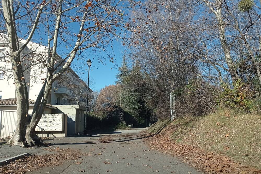 Photo of Outdoor in Volonne