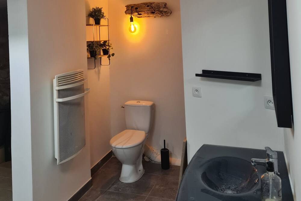 Photo of Bathroom in Caumont-sur-Durance