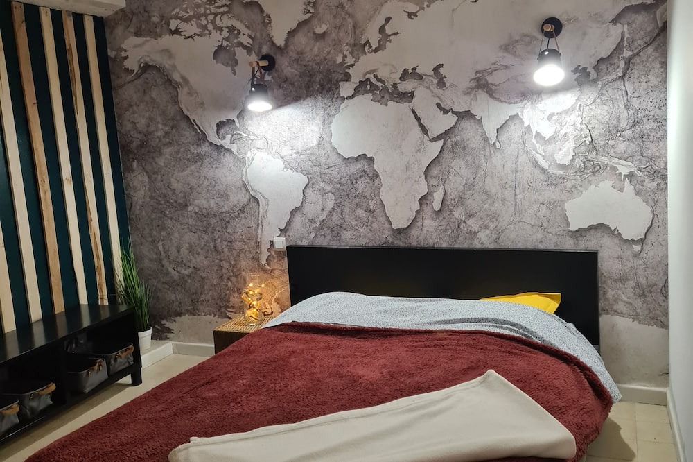 Photo of Bedroom in Caumont-sur-Durance
