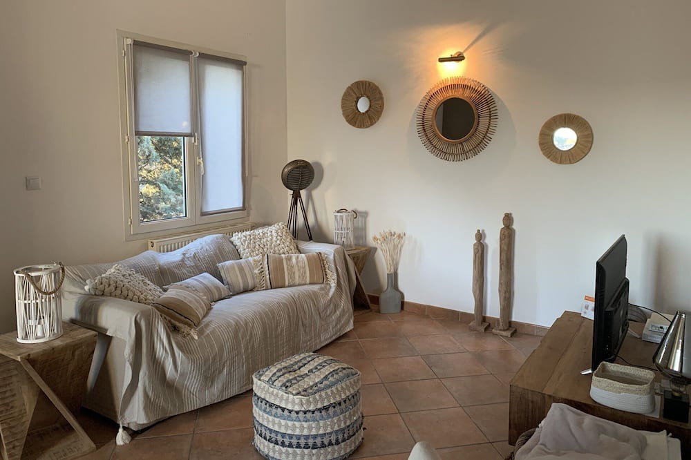 Photo of Livingroom in La Roque-sur-Pernes