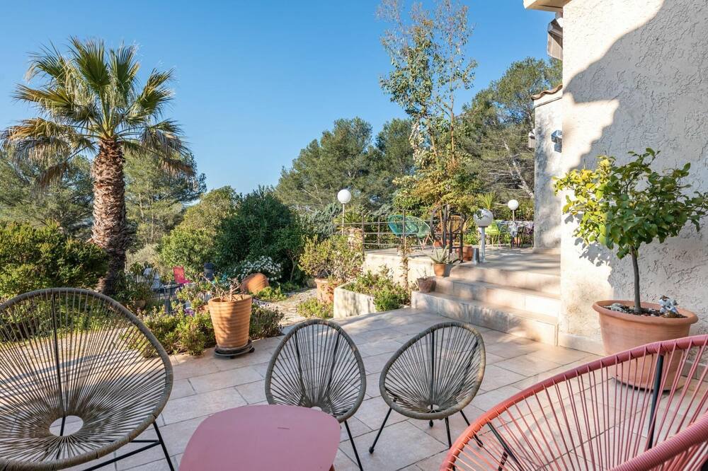 Photo of Outdoor in La Bouilladisse