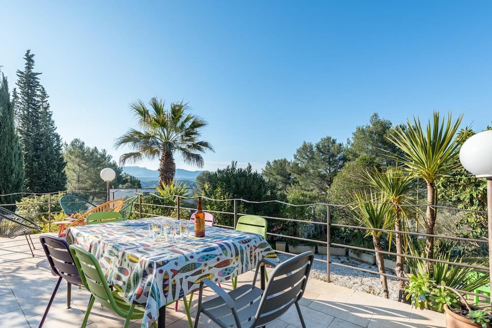 Photo of Outdoor in La Bouilladisse