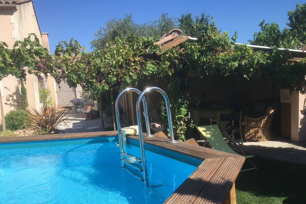 Photo of Outdoor in Jonquerettes
