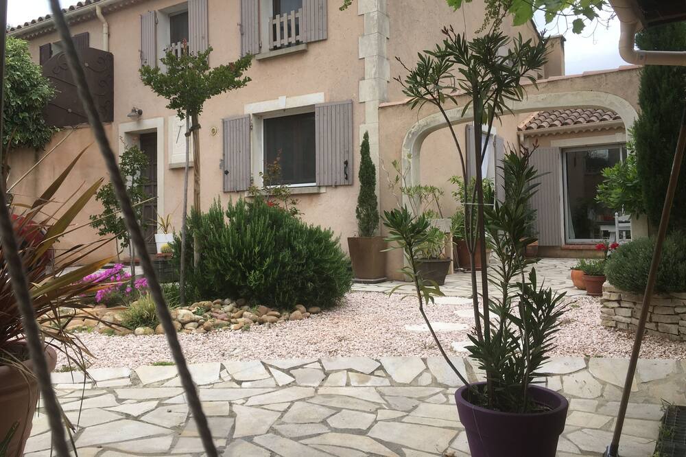 Photo of Outdoor in Jonquerettes