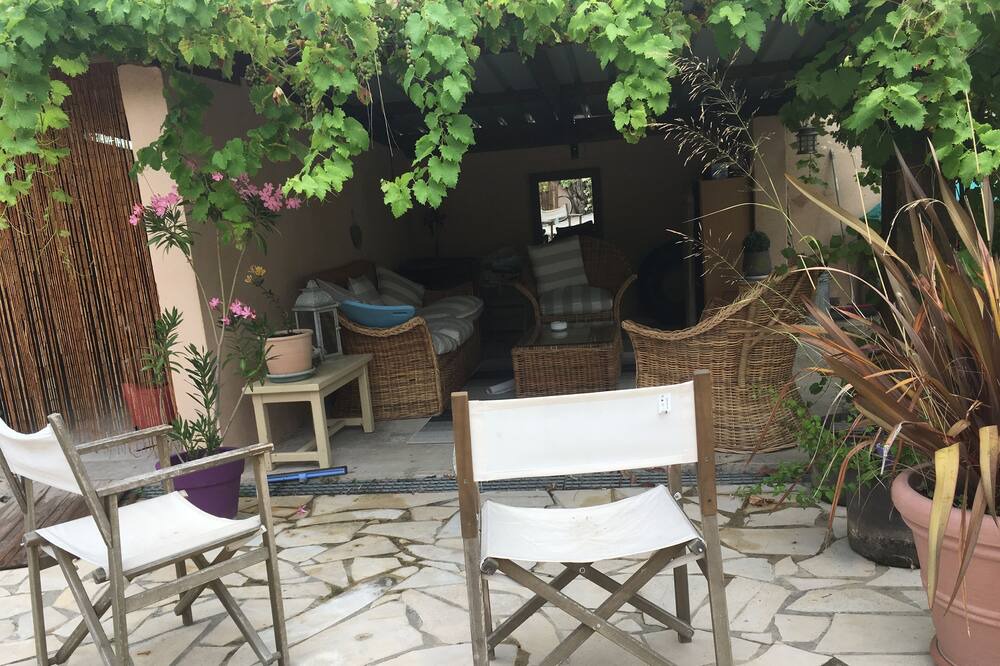 Photo of Outdoor in Jonquerettes