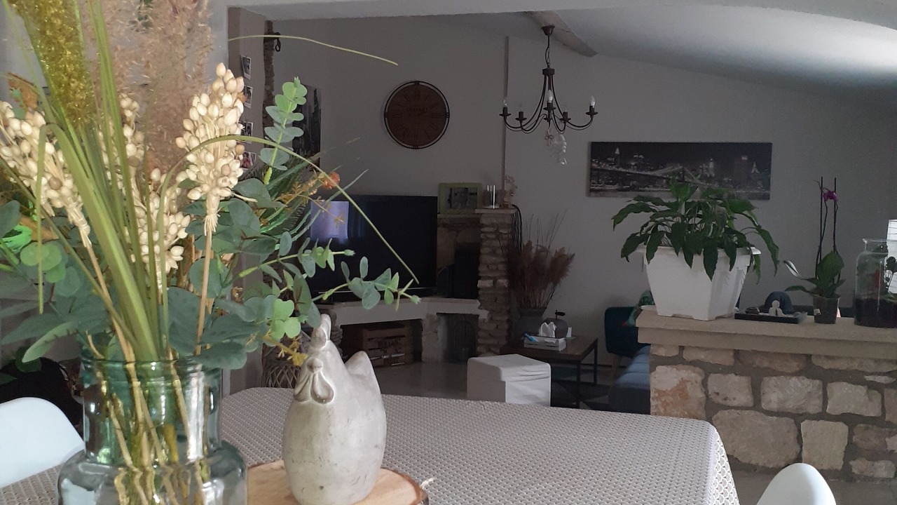 Photo of Outdoor in Velleron