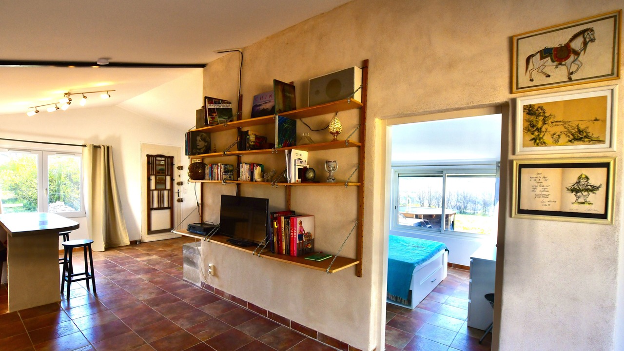 Photo of Livingroom in Saint-Martin-de-Castillon