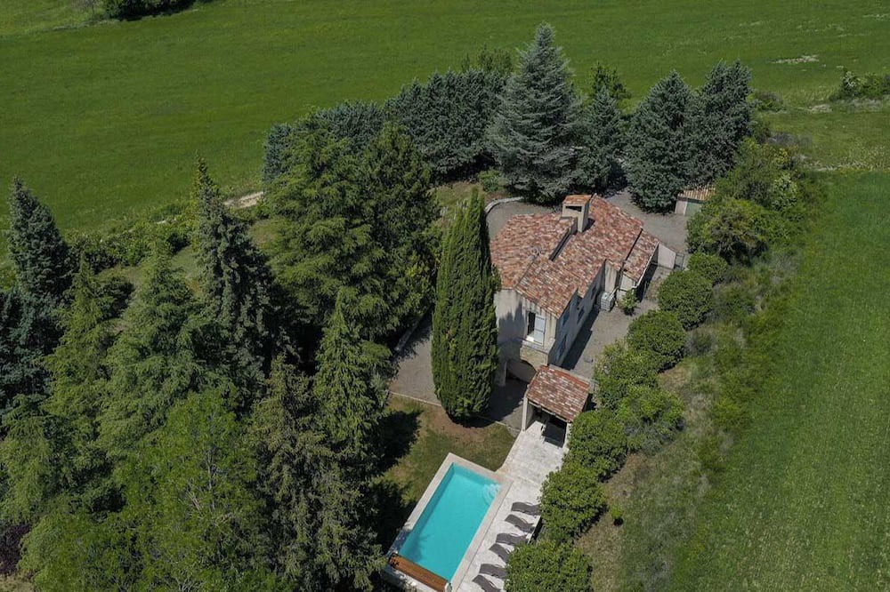 Photo of Outdoor in Revest-des-Brousses