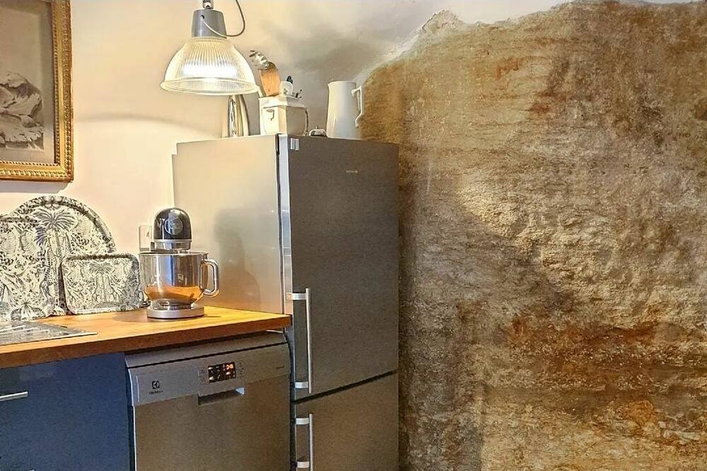 Photo of Kitchen in La Roque-sur-Pernes