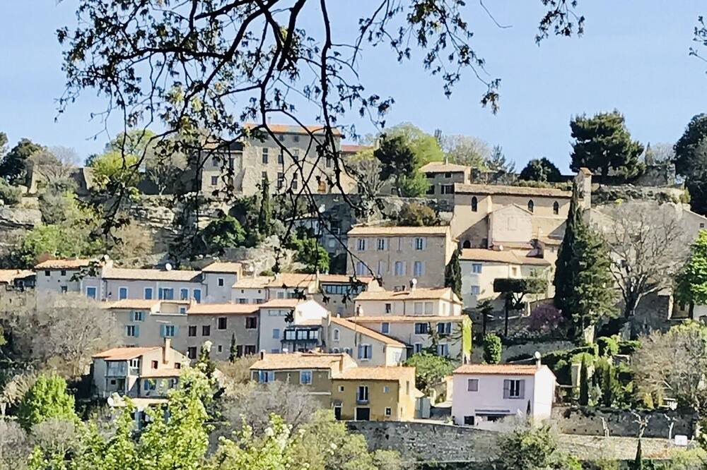 Photo of Outdoor in La Roque-sur-Pernes