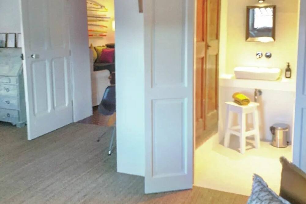 Photo of Bedroom in La Roque-sur-Pernes