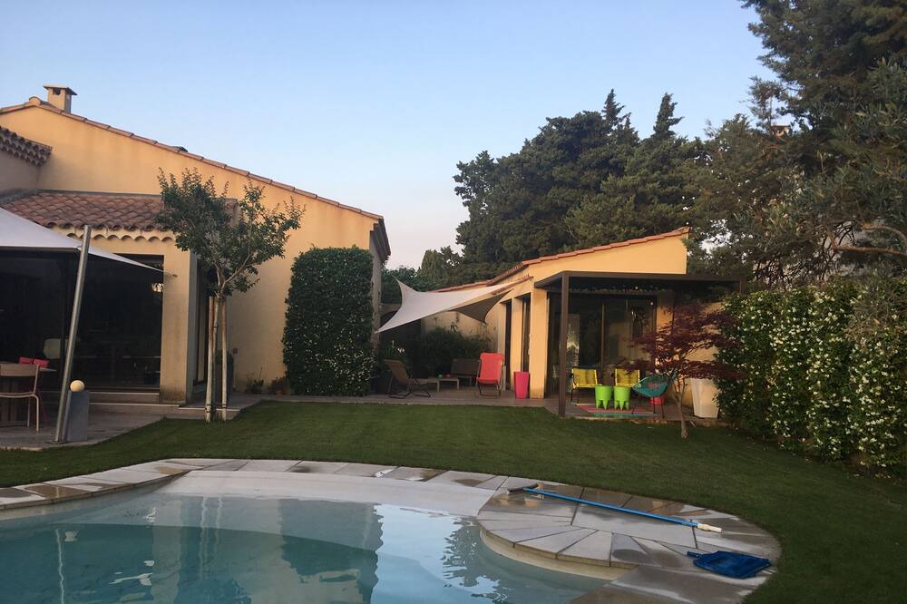 Photo of Outdoor in Rognonas