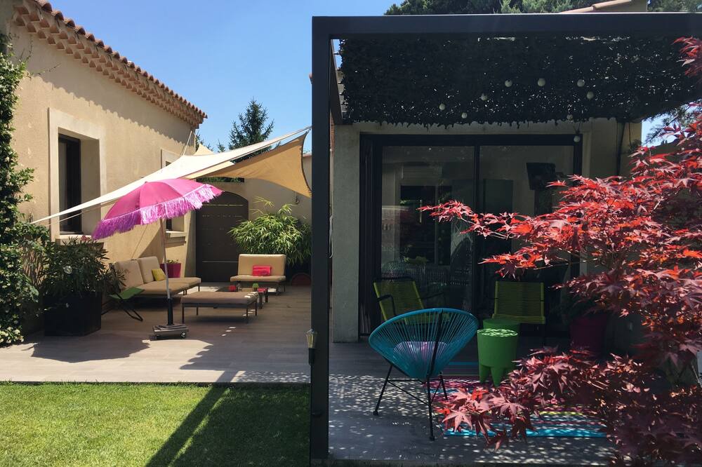 Photo of Outdoor in Rognonas
