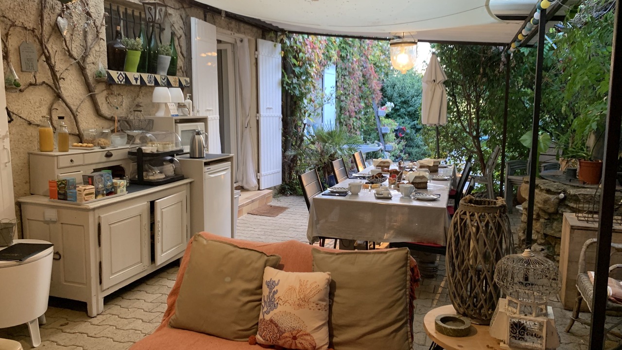 Photo of Patio Balcony in Orange