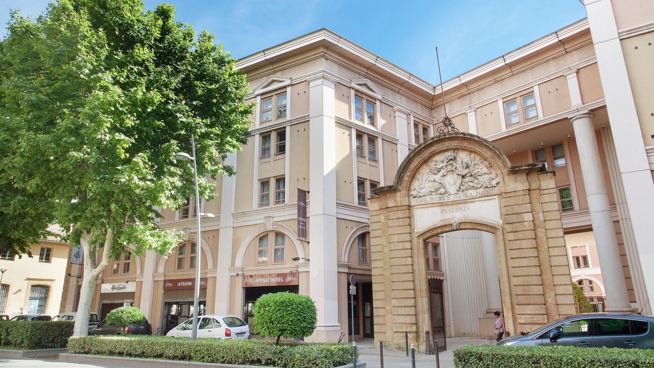 Photo of Outdoor in Couronne Urbaine