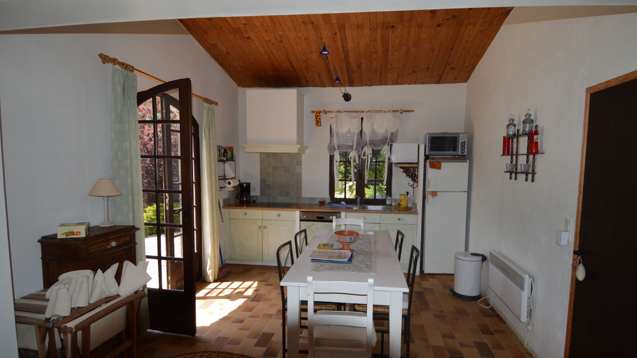 Photo of Kitchen in La Roche-sur-le-Buis