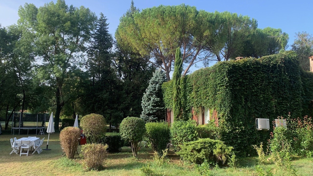Photo of Outdoor in Tourves