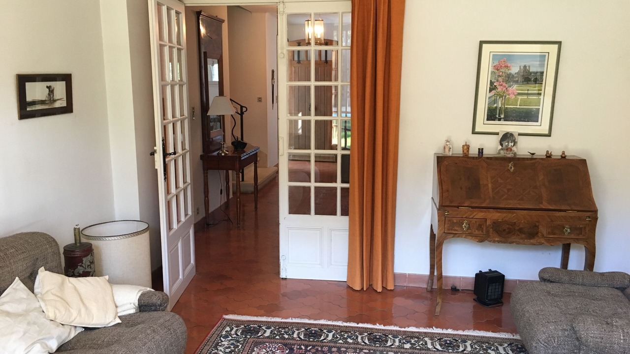 Photo of Livingroom in Charleval