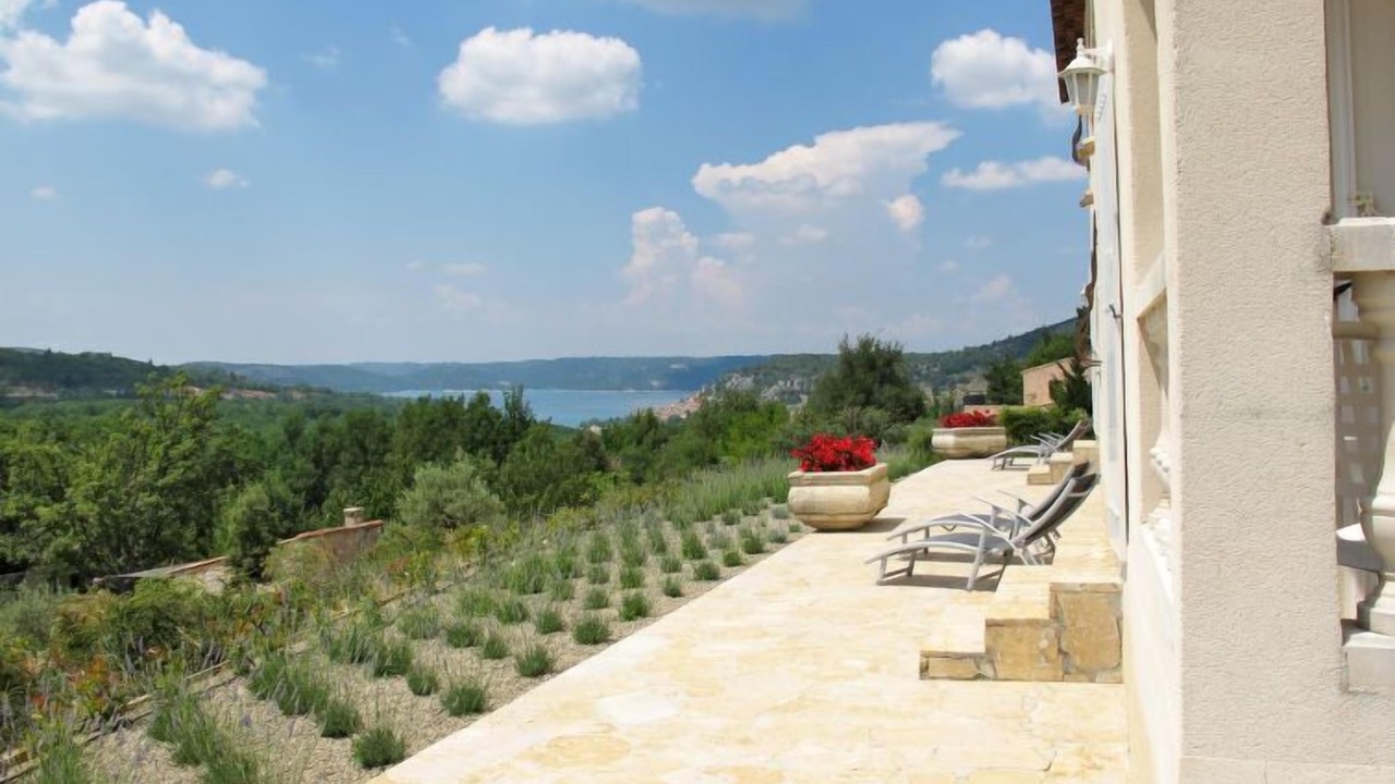 Photo of Outdoor in Bauduen