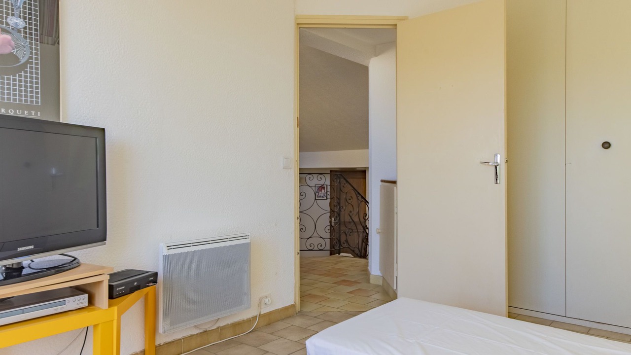 Photo of Bedroom in Vinsobres