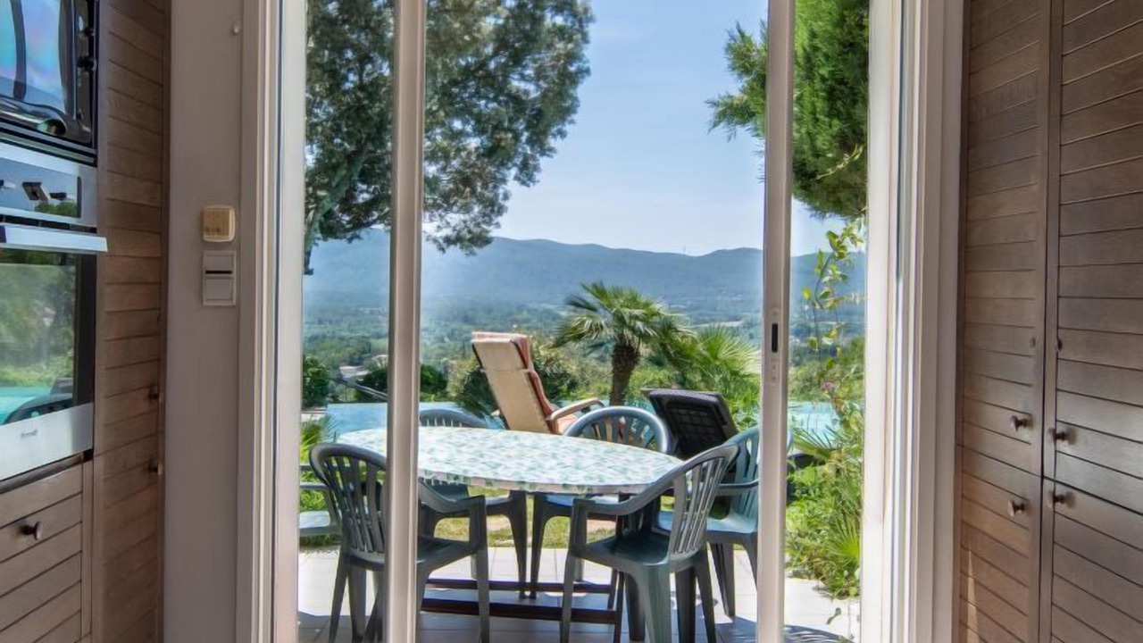 Photo of Outdoor in Gareoult