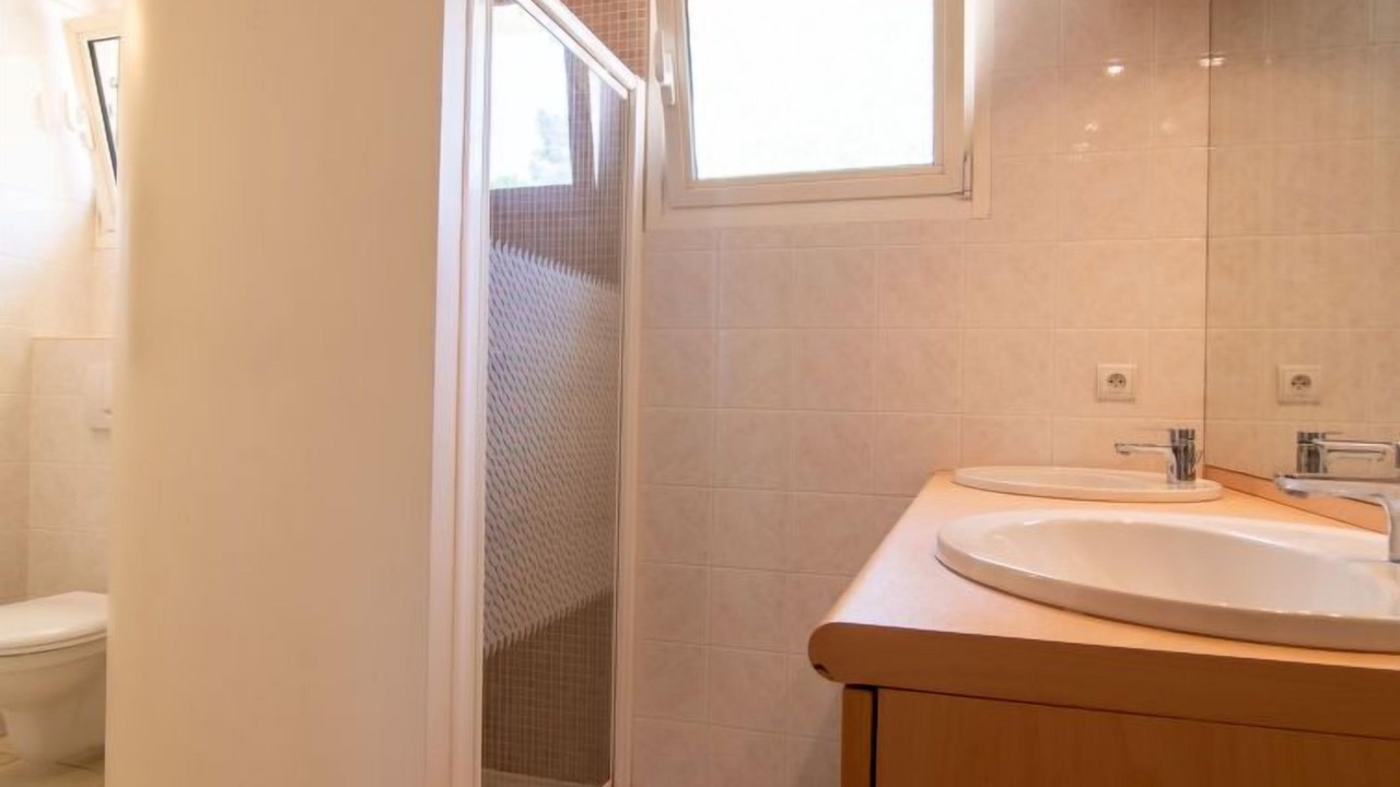 Photo of Bathroom in Gareoult