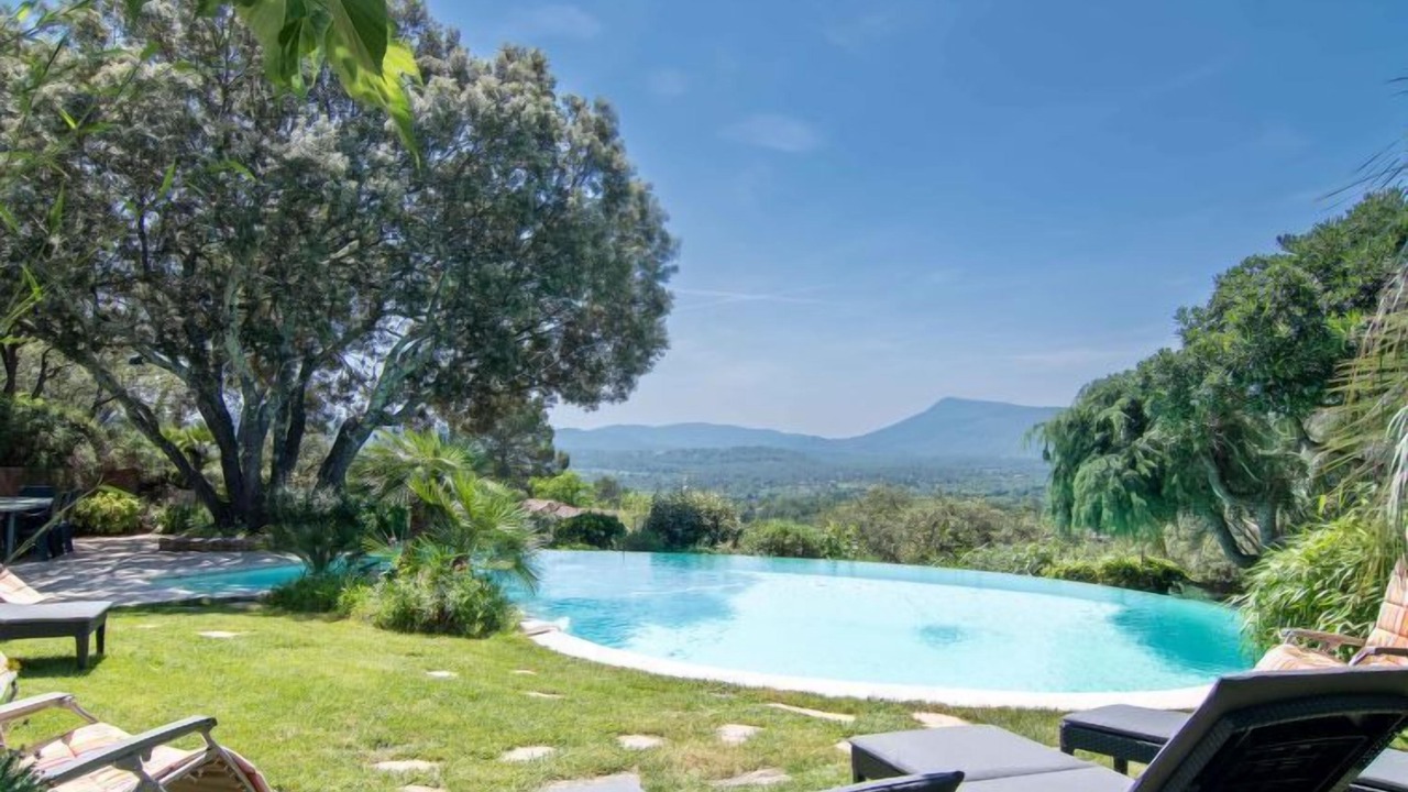 Photo of Outdoor in Gareoult