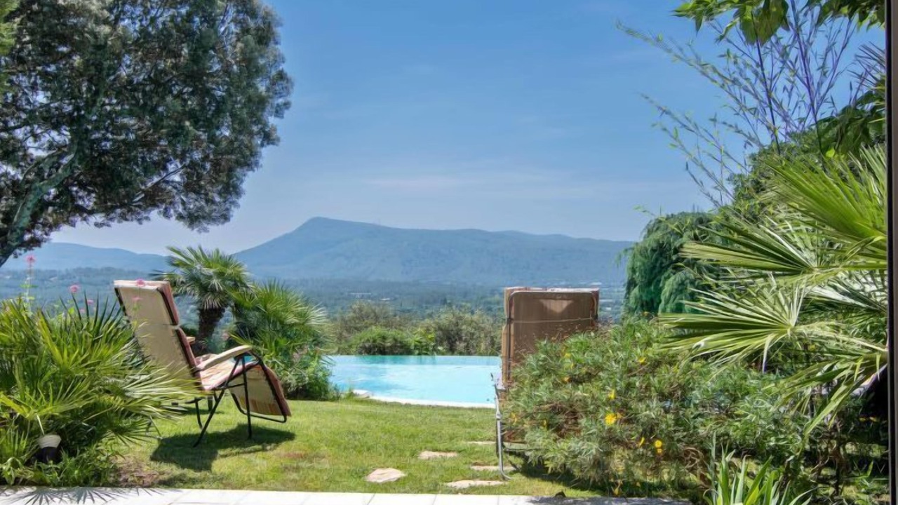 Photo of Outdoor in Gareoult