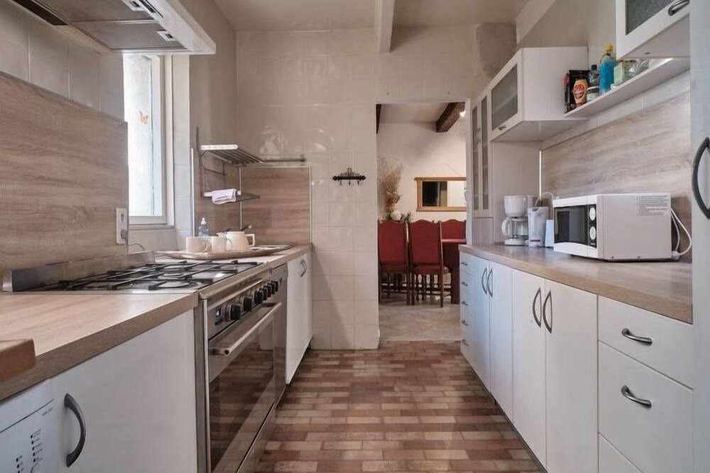 Photo of Kitchen in Sigonce