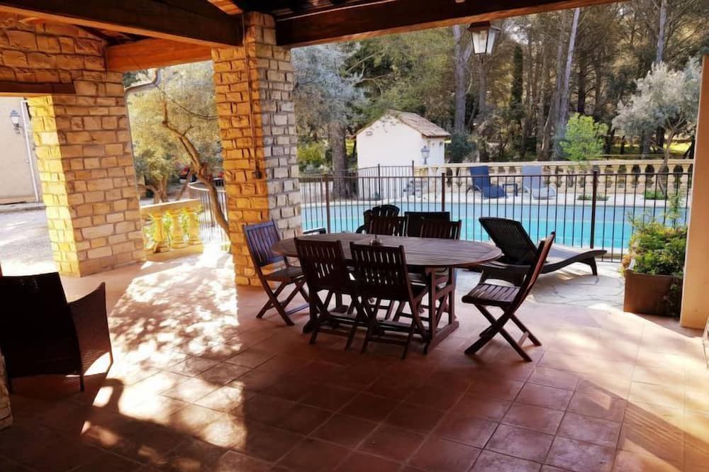 Photo of Patio Balcony in Grans