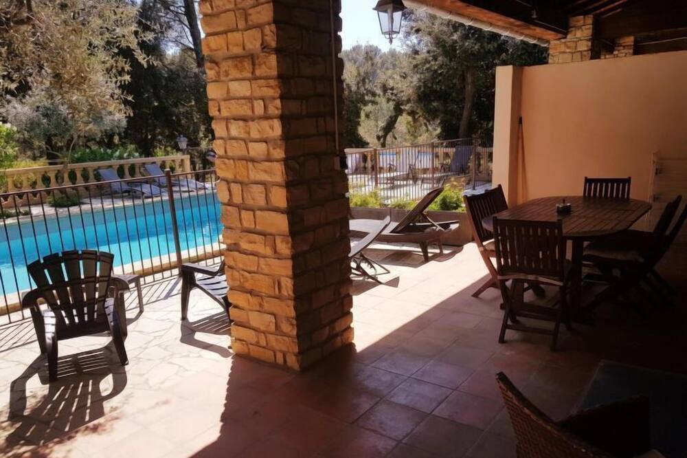 Photo of Patio Balcony in Grans