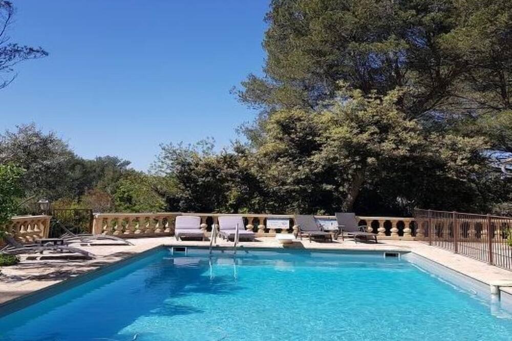 Photo of Outdoor in Grans