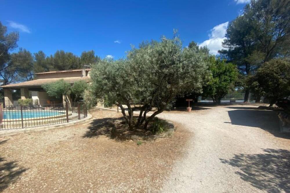 Photo of Outdoor in Grans