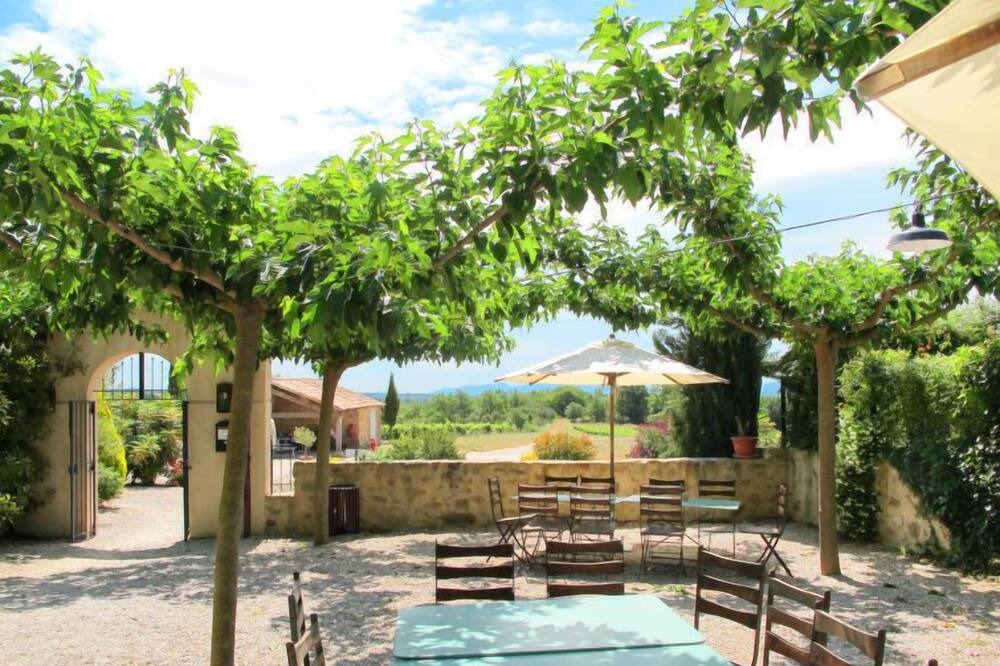 Photo of Outdoor in Ollieres