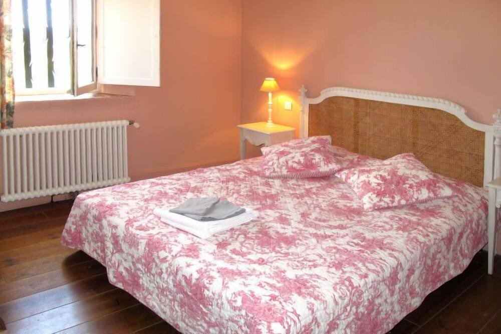 Photo of Bedroom in Ollieres