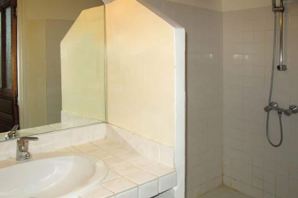 Photo of Bathroom in Ollieres