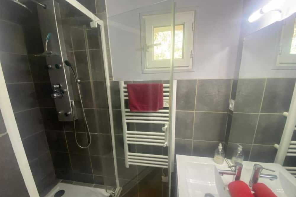 Photo of Bathroom in Grans