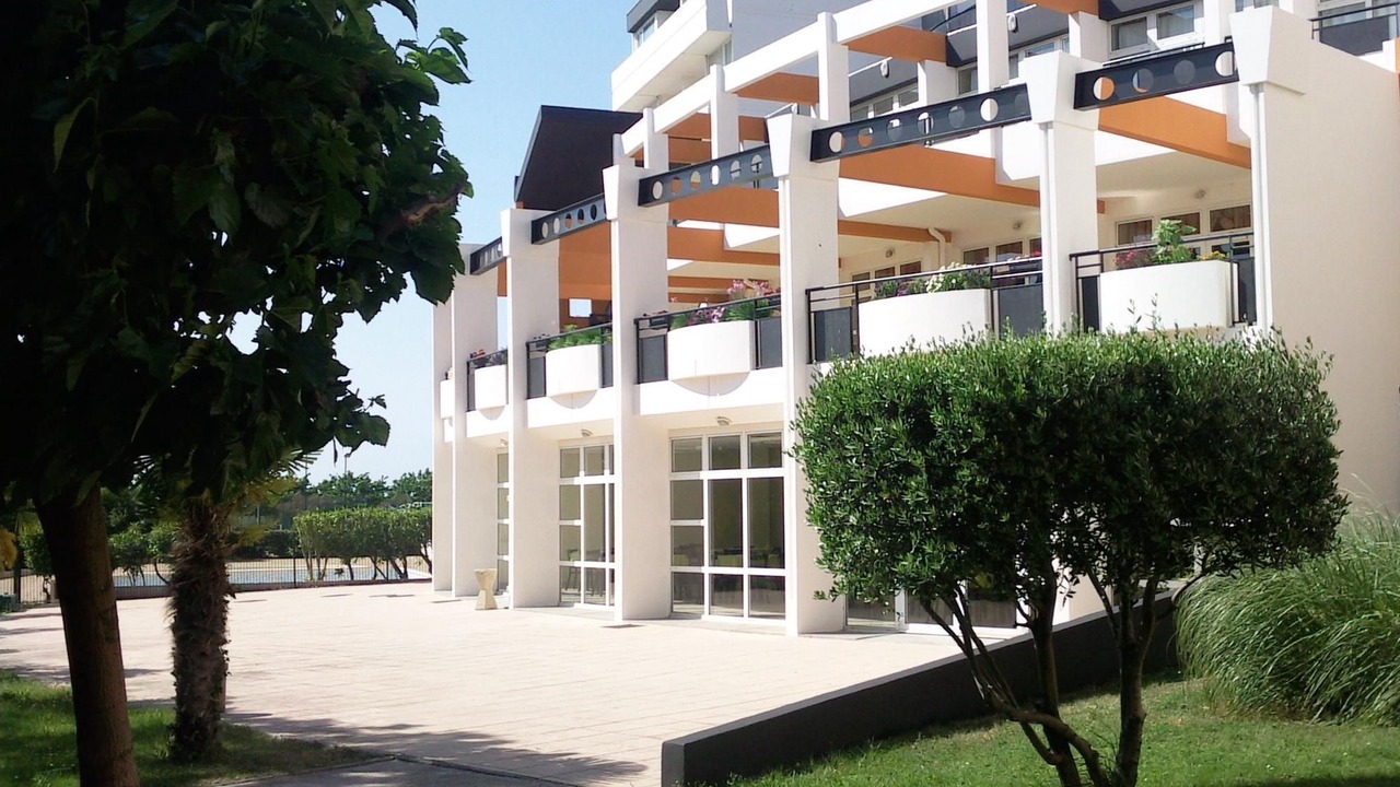 Photo of Outdoor in Port-de-Bouc