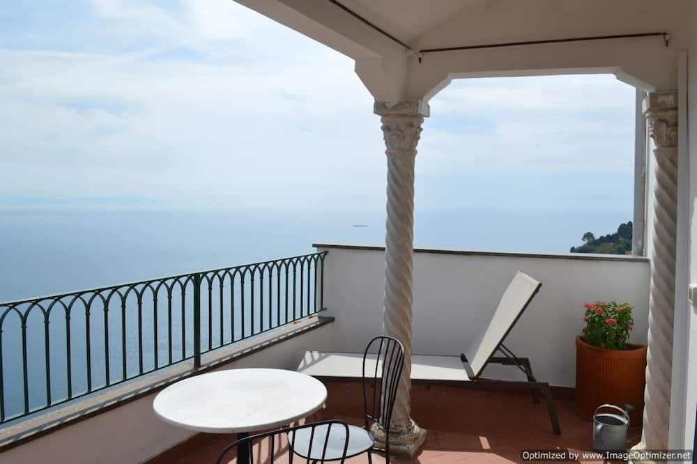 Photo of Patio Balcony in Scala