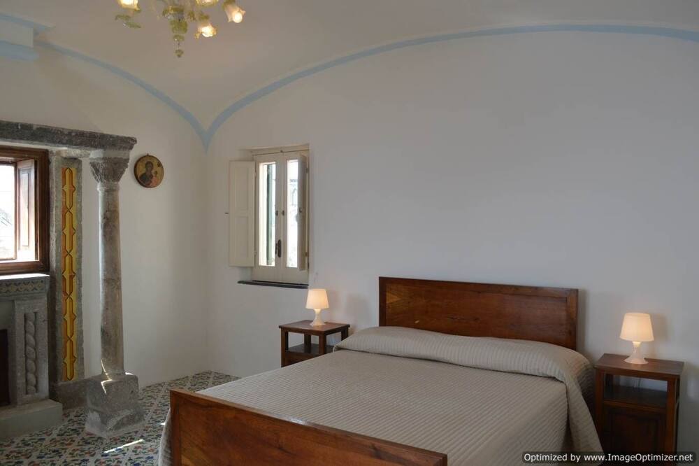 Photo of Bedroom in Scala