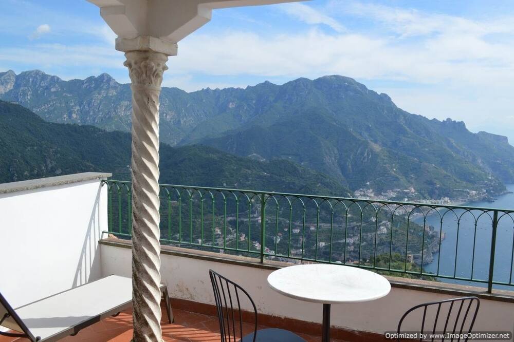 Photo of Patio Balcony in Scala