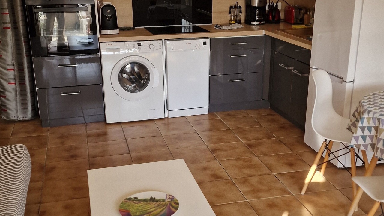 Photo of Kitchen in Mouries