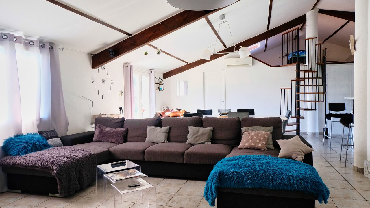 Photo of Livingroom in Istres