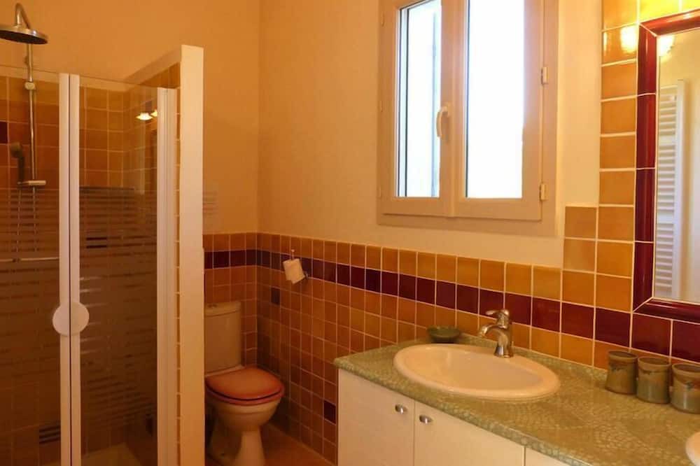 Photo of Bathroom in Lacoste