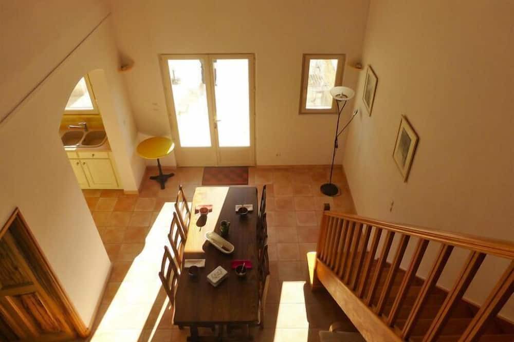 Photo of Livingroom in Lacoste