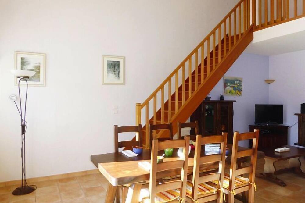 Photo of Livingroom in Lacoste