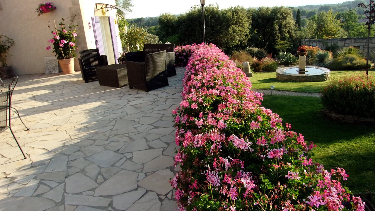Photo of Patio Balcony in Comps