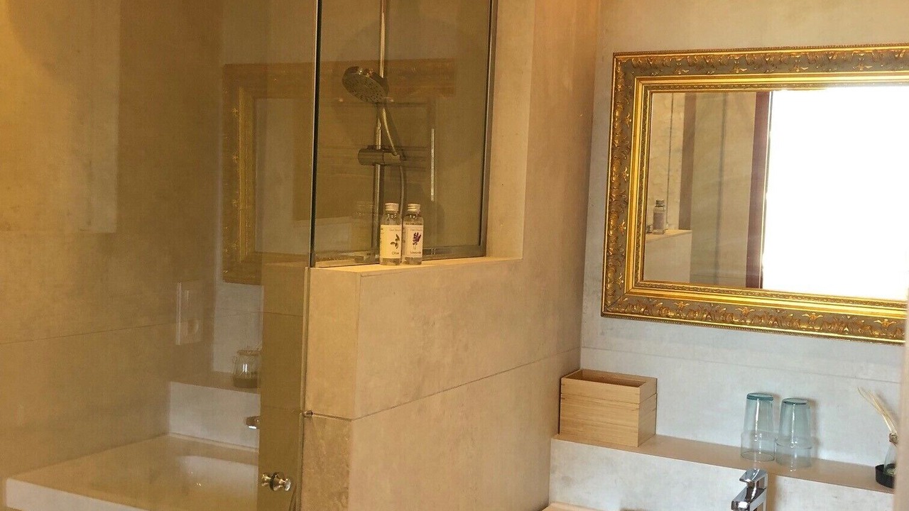 Photo of Bathroom in Le Thor